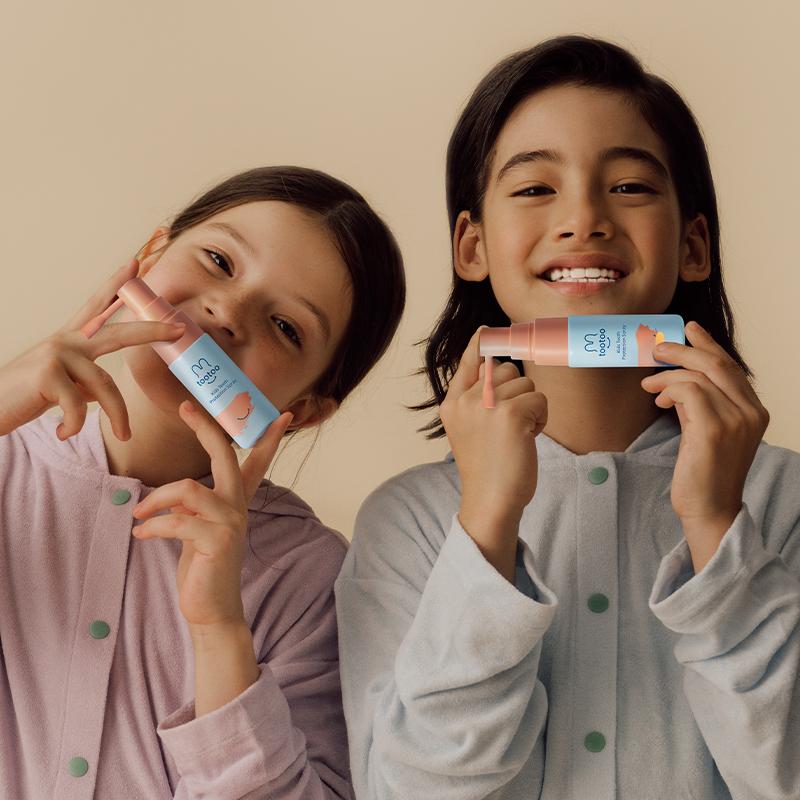 Kids Oral Spray, Toddler Toothpaste Helper Natural Cavity Defense & Fresh Breath, Grape Flavor with Xylitol & Probiotic, Children Anticavity with Fluoride Free, 20ml - Lefreniy